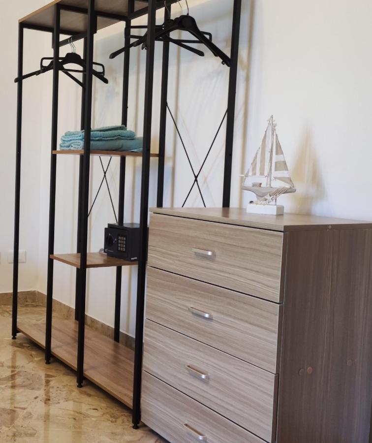 Amuni Rooms And Suite Lt Palermo Exteriör bild